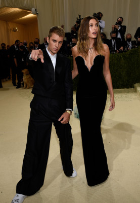 13.09 | Chegando no Met Gala 2021 — “In America: A Lexicon of Fashion”