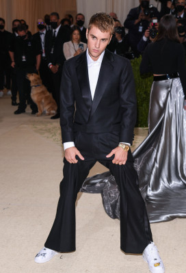 13.09 | Chegando no Met Gala 2021 — “In America: A Lexicon of Fashion”