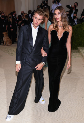 13.09 | Chegando no Met Gala 2021 — “In America: A Lexicon of Fashion”