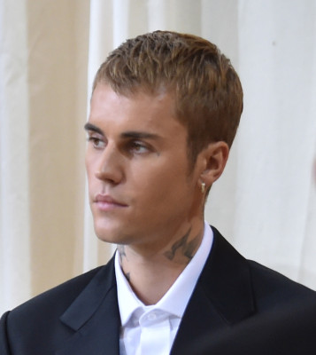 13.09 | Chegando no Met Gala 2021 — “In America: A Lexicon of Fashion”