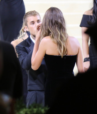 13.09 | Chegando no Met Gala 2021 — “In America: A Lexicon of Fashion”
