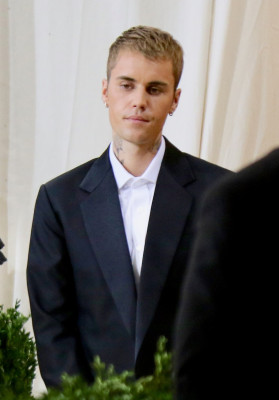 13.09 | Chegando no Met Gala 2021 — “In America: A Lexicon of Fashion”