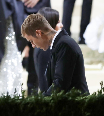 13.09 | Chegando no Met Gala 2021 — “In America: A Lexicon of Fashion”