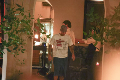 13.09 | recentemente no The Chateau Marmont, em Los Angeles.