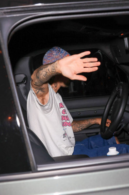 13.09 | recentemente no The Chateau Marmont, em Los Angeles.