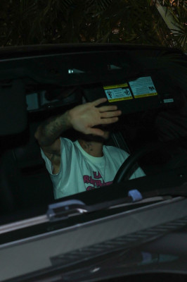 13.09 | recentemente no The Chateau Marmont, em Los Angeles.