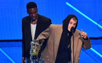 12.09 | MTV Video Music Awards (Show)