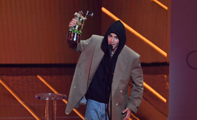 12.09 | MTV Video Music Awards (Show)