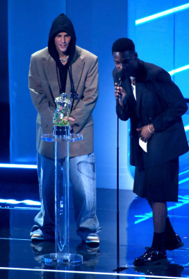 12.09 | MTV Video Music Awards (Show)