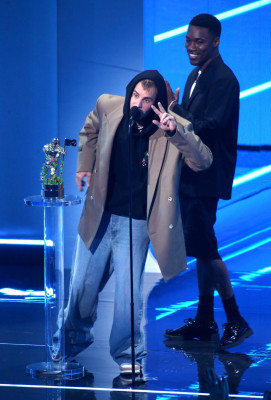 12.09 | MTV Video Music Awards (Show)