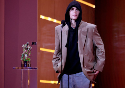 12.09 | MTV Video Music Awards (Show)