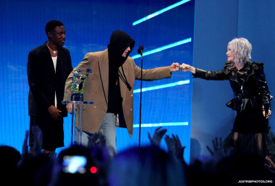 12.09 | MTV Video Music Awards (Show)