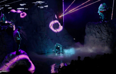 12.09 | Performando no MTV Video Music Awards com The Kid Laroi