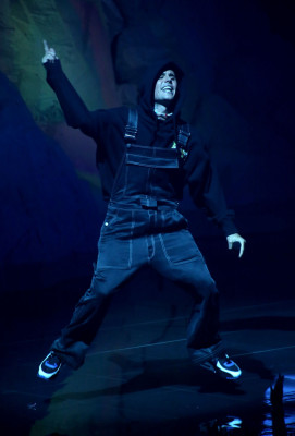 12.09 | Performando no MTV Video Music Awards com The Kid Laroi