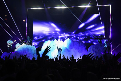 12.09 | Performando no MTV Video Music Awards com The Kid Laroi