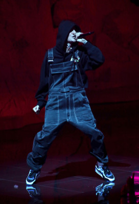 12.09 | Performando no MTV Video Music Awards com The Kid Laroi