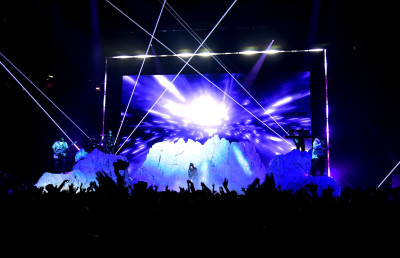 12.09 | Performando no MTV Video Music Awards com The Kid Laroi