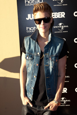 16.07 | Justin Bieber chegando no Bieber Live In Australia