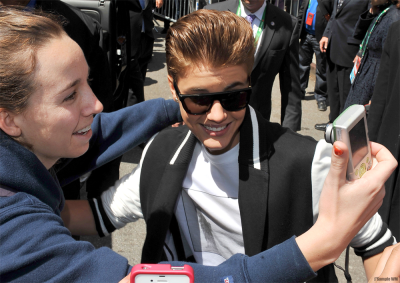 27.04 | Justin Bieber chegando no Tribeca Film Festival