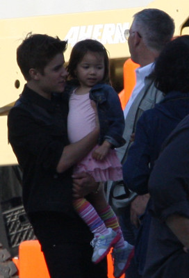 21.04 | Justin Bieber nos bastidores de Boyfriend
