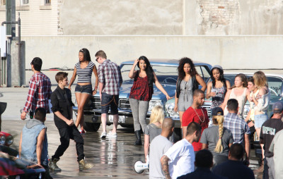 21.04 | Justin Bieber nos bastidores de Boyfriend