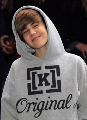 22.03 | Justin Bieber deixando os estúdios do BET