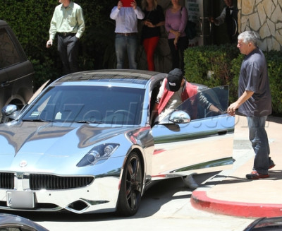 17.05 | Justin Bieber passeando em Los Angeles