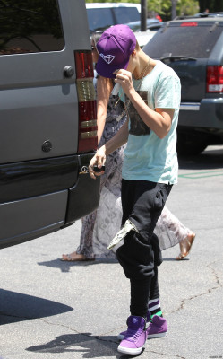 27.05 | Justin Bieber e Selena Gomez em Los Angeles