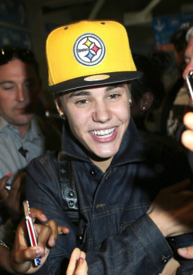 31.05 | Justin Bieber chegando em Paris