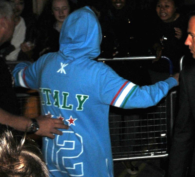 06.06 | Justin Bieber deixando seu hotel em Londres