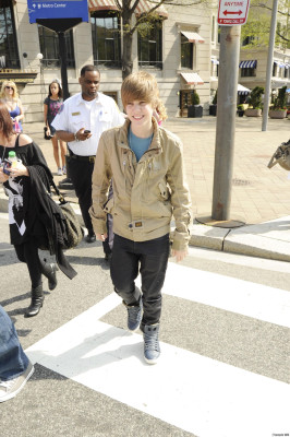 04.05 | Justin Bieber indo para a Casa Branca
