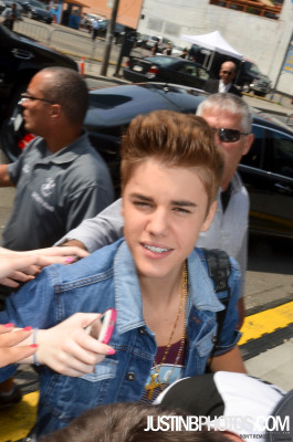 16.06 | Justin Bieber ensaiando para o MuchMusic Video Awards 2012
