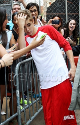20.06 | Justin Bieber após participação no Late Show