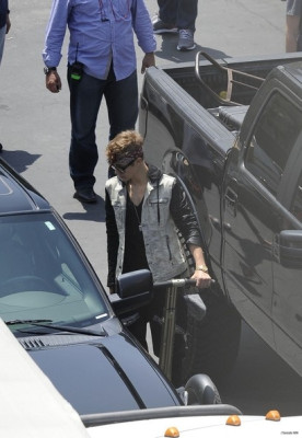 07.06 | Justin Bieber nos bastidores do clipe de As Long As You Love Me