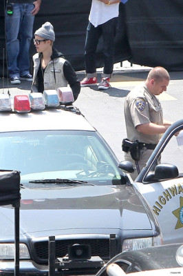 07.06 | Justin Bieber nos bastidores do clipe de As Long As You Love Me