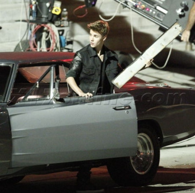 07.06 | Justin Bieber nos bastidores do clipe de As Long As You Love Me