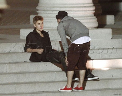 07.06 | Justin Bieber nos bastidores do clipe de As Long As You Love Me