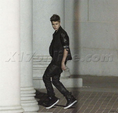 07.06 | Justin Bieber nos bastidores do clipe de As Long As You Love Me
