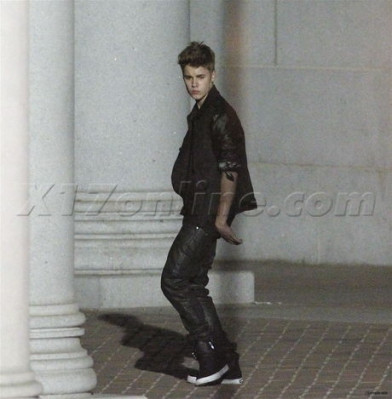 07.06 | Justin Bieber nos bastidores do clipe de As Long As You Love Me