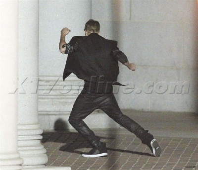 07.06 | Justin Bieber nos bastidores do clipe de As Long As You Love Me