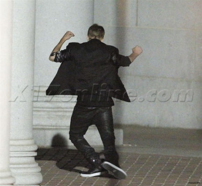 07.06 | Justin Bieber nos bastidores do clipe de As Long As You Love Me
