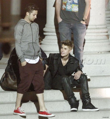 07.06 | Justin Bieber nos bastidores do clipe de As Long As You Love Me