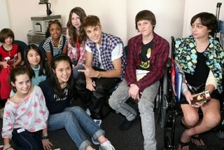 19.07 | Justin Bieber visitando hospital na Nova Zelândia