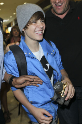 24.04 | Justin Bieber chegando no aeroporto em Sidney