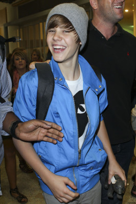 24.04 | Justin Bieber chegando no aeroporto em Sidney