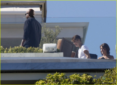 27.08 | Justin Bieber em uma reunião com L.A. Reid