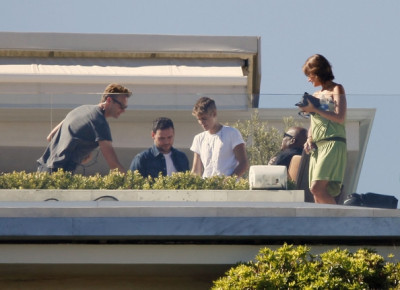 27.08 | Justin Bieber em uma reunião com L.A. Reid