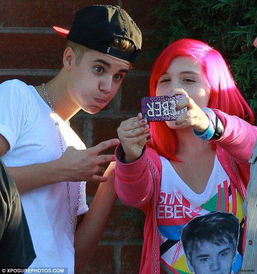 28.08 | Justin Bieber deixando o ensaio para a Believe Tour