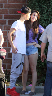 28.08 | Justin Bieber deixando o ensaio para a Believe Tour