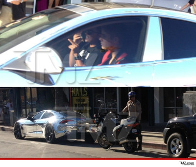31.08 | Justin Bieber passeando em Los Angeles
